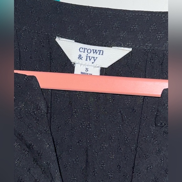 Crown & Ivy Black Scalloped Tunic Dress Women’s S - Picture 2 of 3